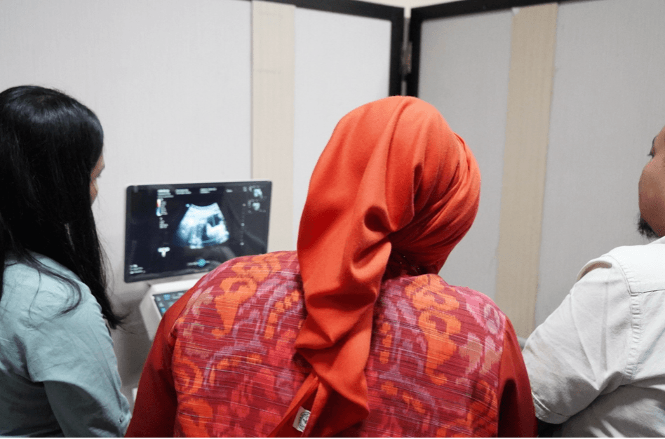 Penyerahan sertifikat menandai berakhirnya rangkaian pelatihan dan evaluasi kompetensi