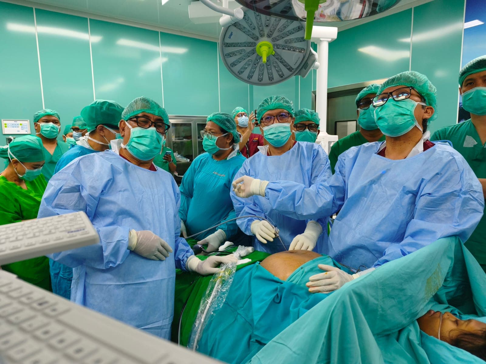 Tindakan Laser Fetoskopi pada kasus Twin-to-Twin Transfusion Syndrome